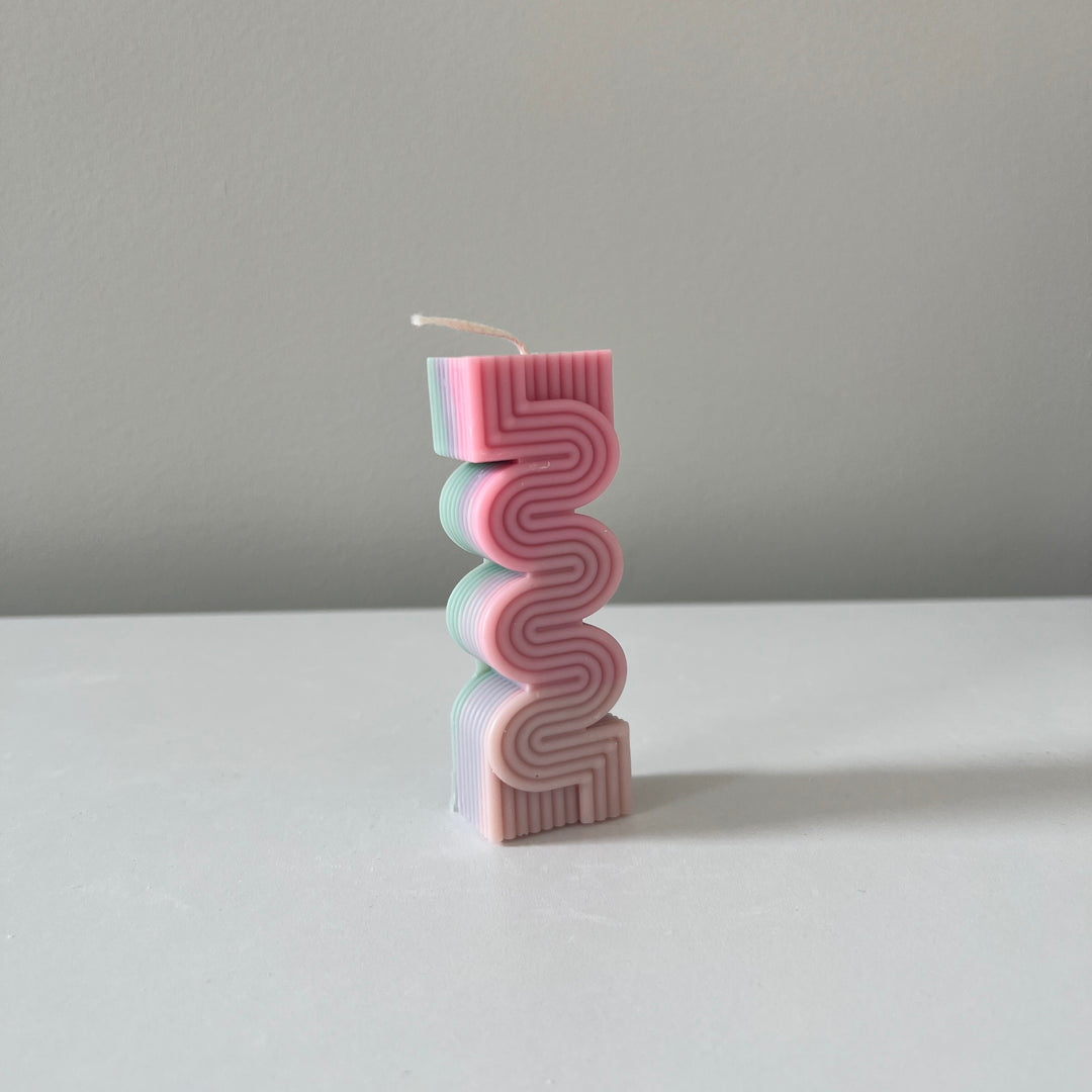 squiggle mini pillar