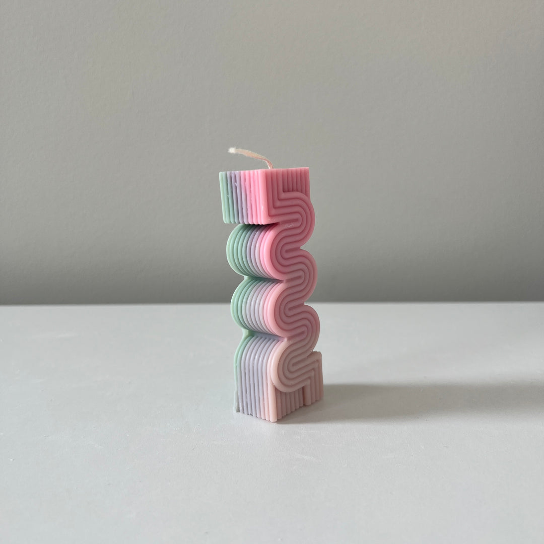 squiggle mini pillar